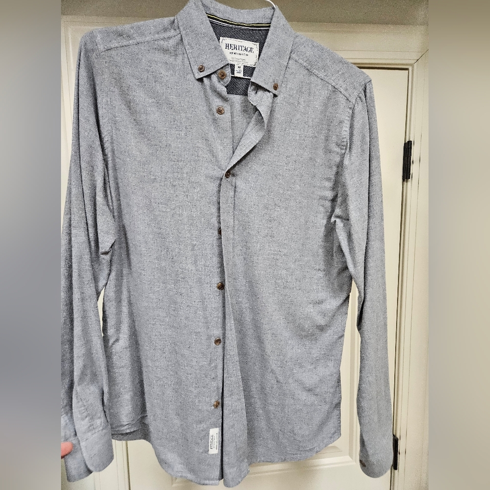 Heritage Men's M Light Gray Casual Button Down Shirt